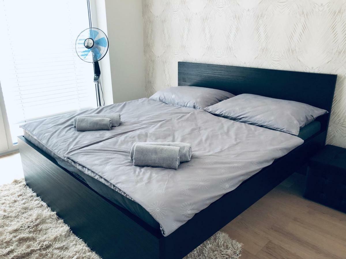 5Th Element Apartments Брно Экстерьер фото