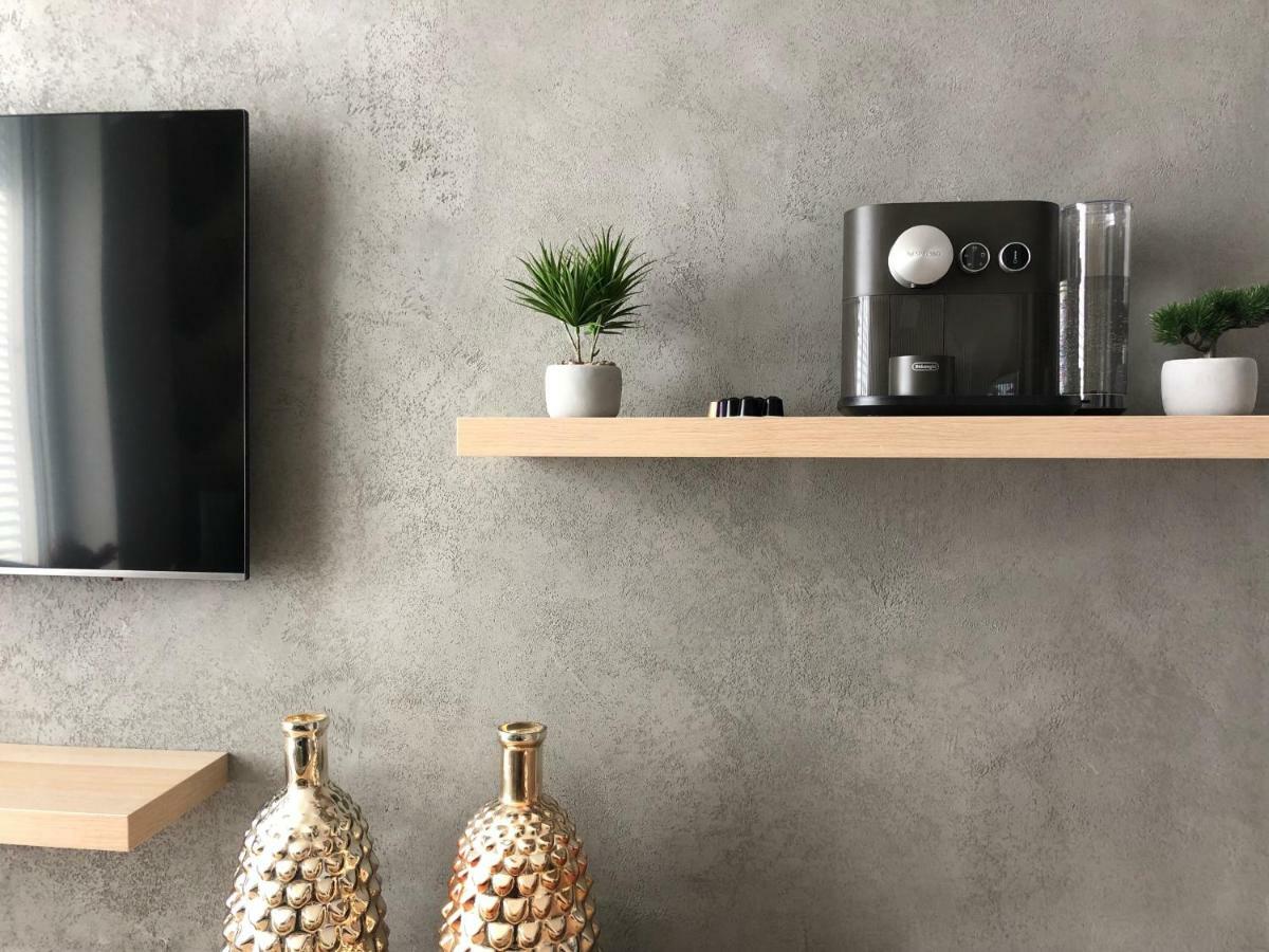 5Th Element Apartments Брно Экстерьер фото